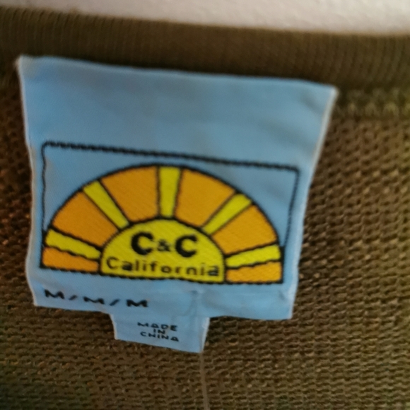 Bnwt sweater, size  M - Picture 2 of 4